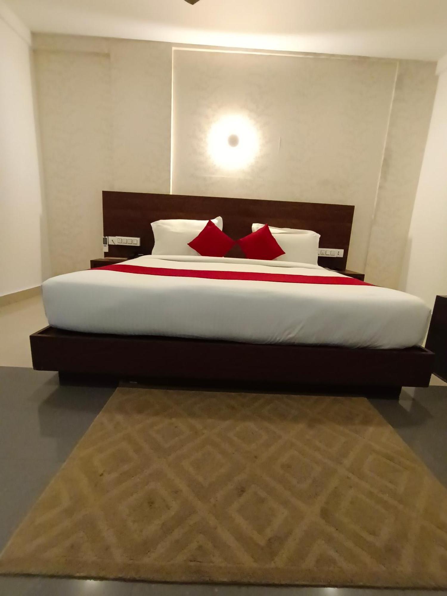 Hotel Wilton Sultan Bathery Zewnętrze zdjęcie